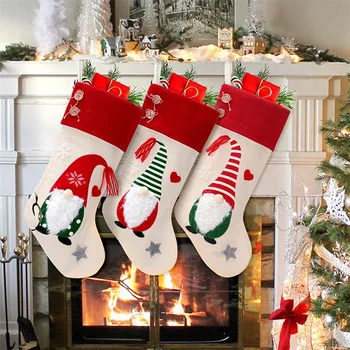 Безлична кукла Коледа чорап висулка бельо слонова кост червено 3D костюм Коледа декорации,3 пакет