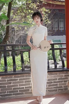 китайски традиционен дантела подстригване мандарин яка сатен дълъг стил Qipao мода елегантен дама къс ръкав Cheongsam ежедневна рокля