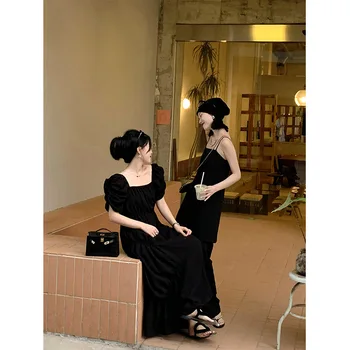 Обикновена пола за жартиери Дамски сгънати средни пола 2022 Нова рокля Дамска лятна малка черна рокля рокли жени JP (произход)